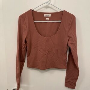 Babaton Women's scoop neck crop long sleeved shirt, size L